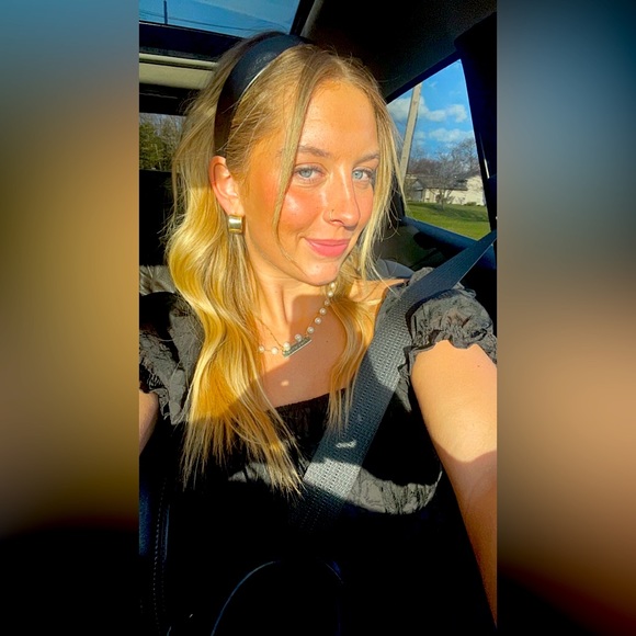 Meet your Posher, Campbell - Picture 1 of 3